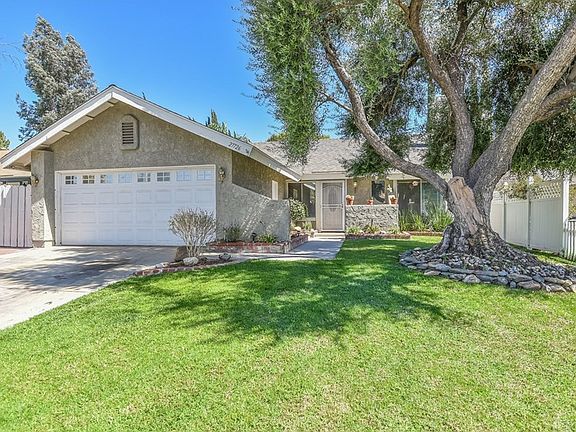 2nd image of 27726 Cherry Creek Dr
