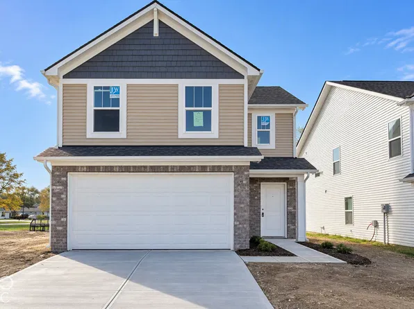 565 Plowman Dr, Shelbyville, IN 46176