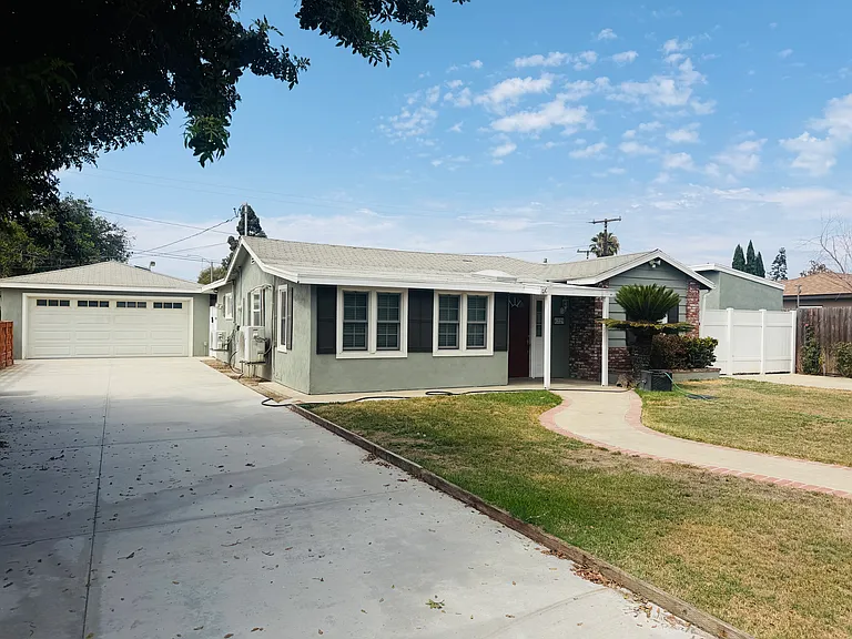 4229 W Regent Dr — Photo 3