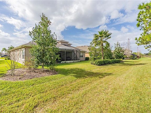 2nd image of 32457 Silvercreek Way