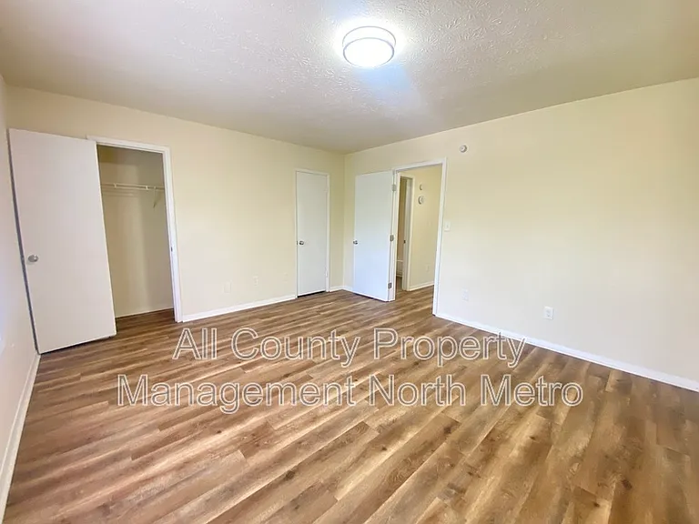 3054 Destin Cir — Photo 10