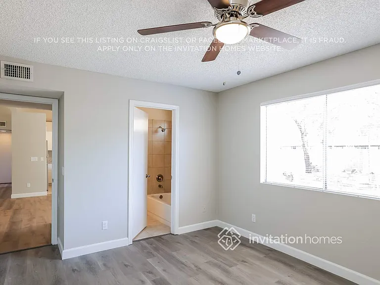 827 N Evergreen St — Photo 11