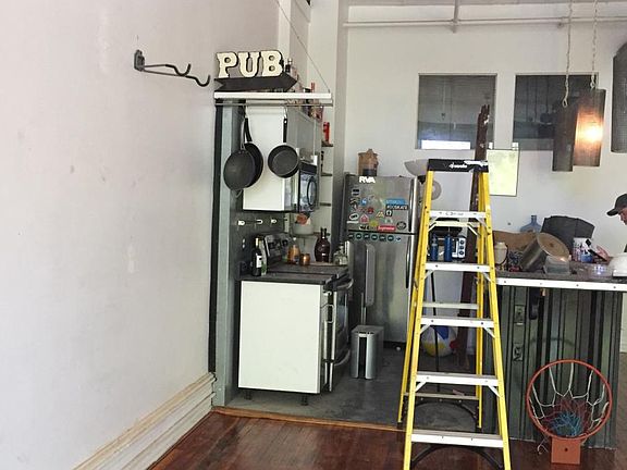 5th image of 319 W Broad St APT 2
