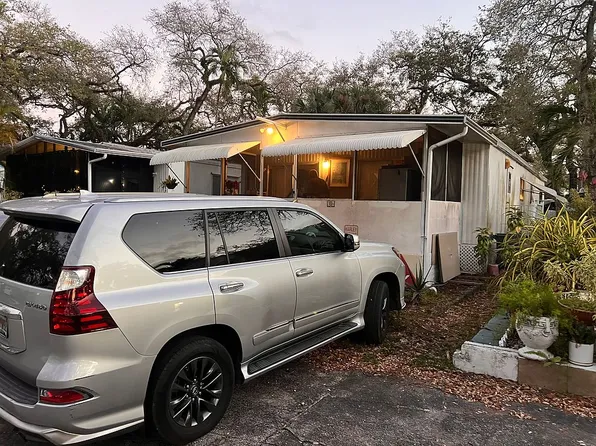 3150 W Hallandale Beach Blvd #8, Hallandale, FL 33009