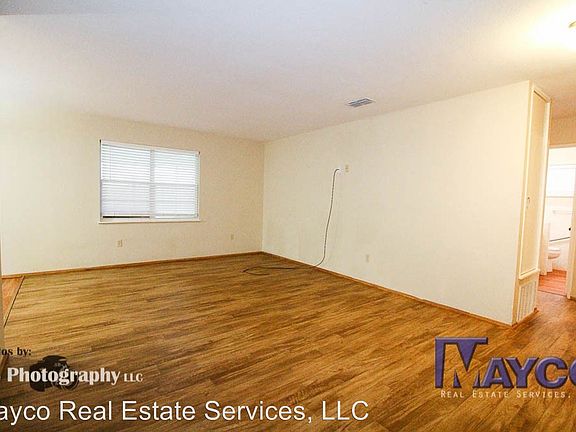 2nd image of 3405 Palmdale Pl