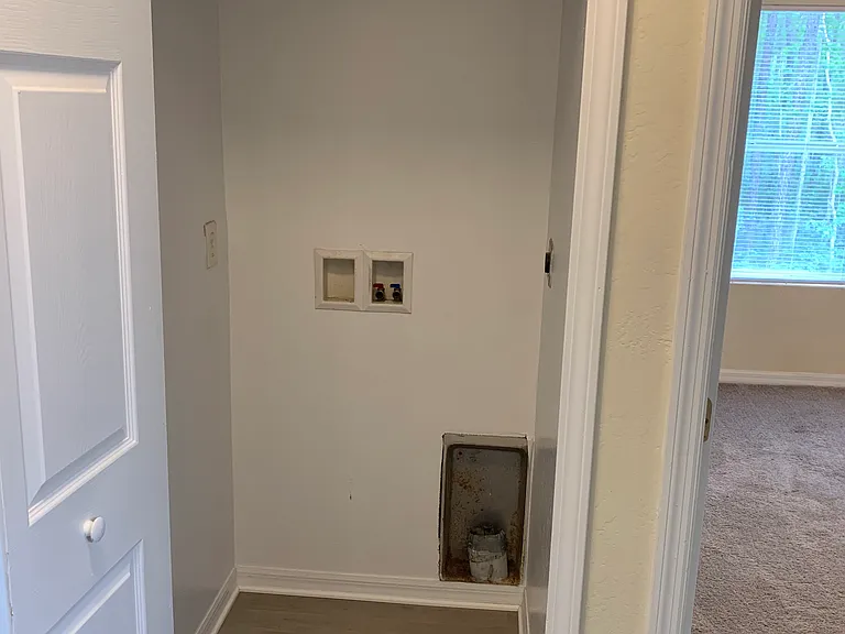 8087 Royal Oak Rd — Photo 10