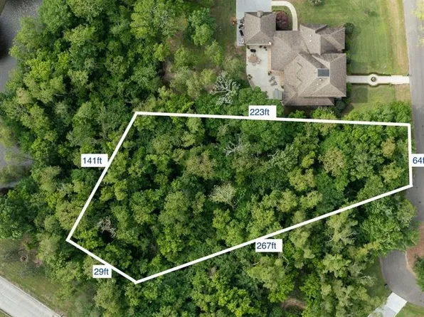 12 Sugarberry Pl, New Orleans, LA 70131