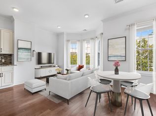 217 Maple St APT 2, Weehawken, NJ 07086