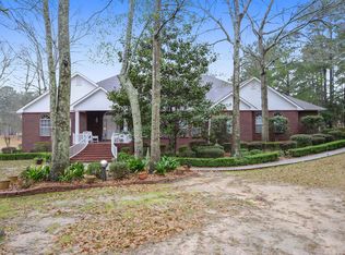846 Sargent St N, Wiggins, MS 39577