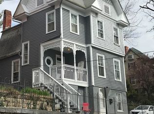 325 Berkeley Pl APT 2, Staunton, VA 24401