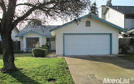 1st image of 472 Kirst Dr