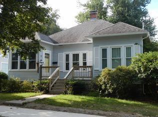 77 Colton Pl, Longmeadow, MA 01106
