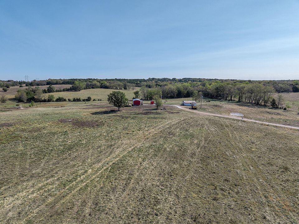 1st image of 27 Norwood Trail