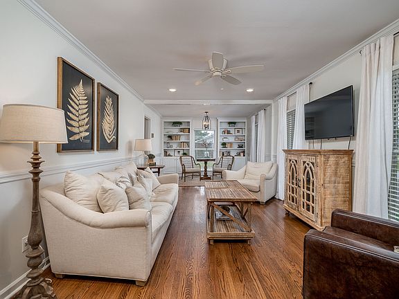 2nd image of 1810 Jones Blvd