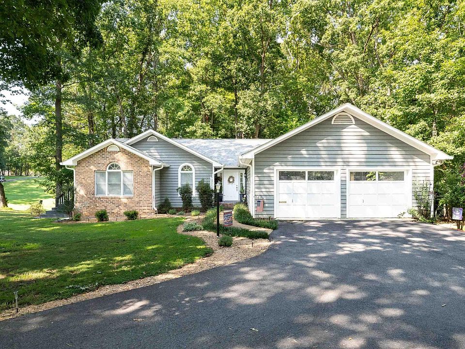 1st image of 195 Jefferson Dr