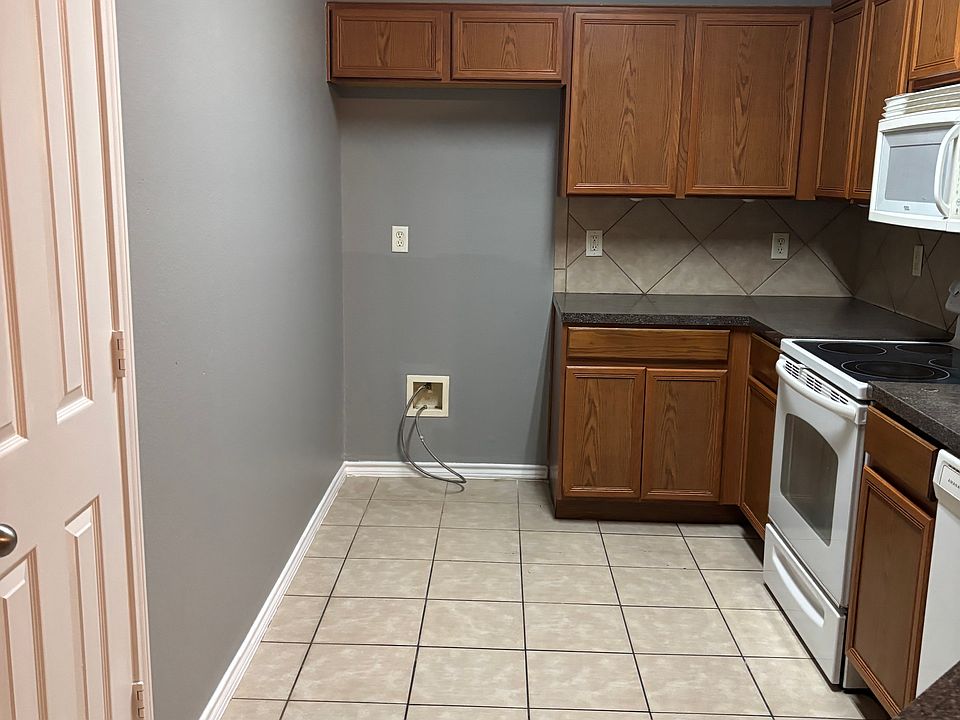 1st image of 853 Mirabell Ct