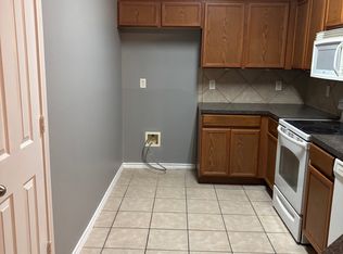 853 Mirabell Ct, Arlington, TX 76015