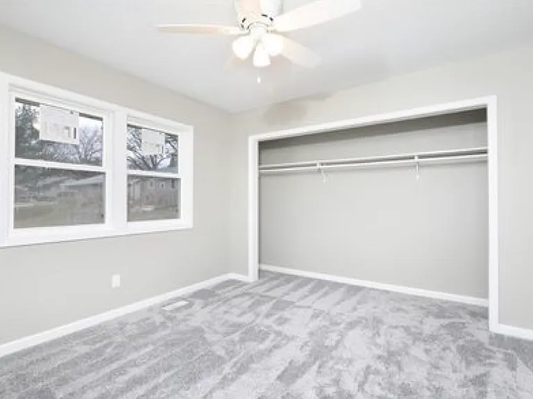 212 Thornton Ave — Photo 4