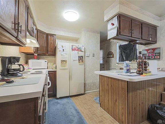 5th image of 970 Taylorsview Dr