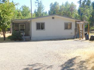 229 Mesa Verde Dr, Cave Junction, OR