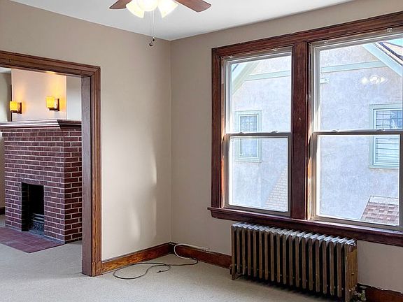 5th image of 2806 Hawthorne Ave #2