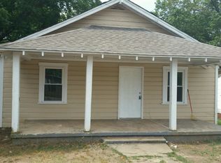 563 Perry Ave, Greenville, SC 29611