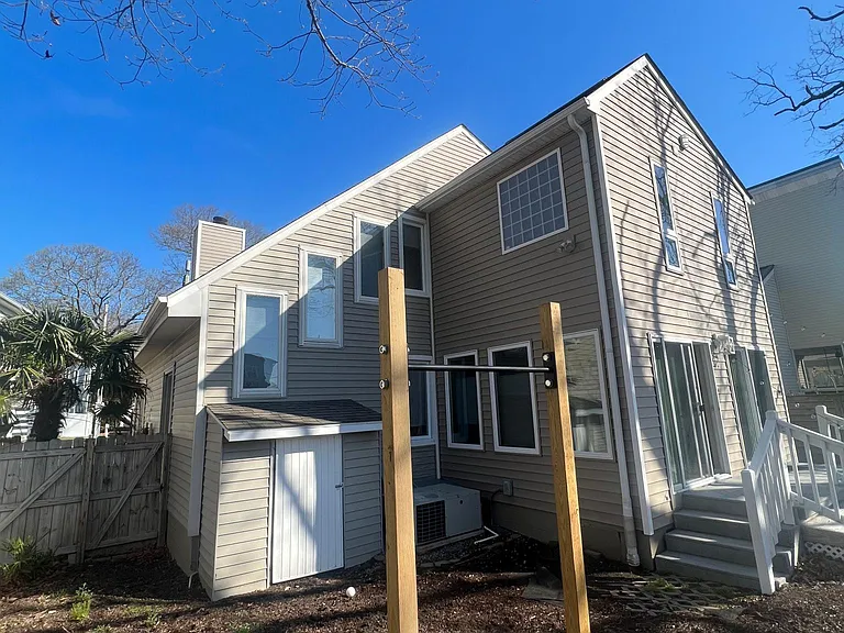 416 Pinewood Dr — Photo 5