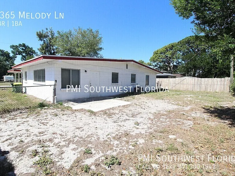 3365 Melody Ln — Photo 15