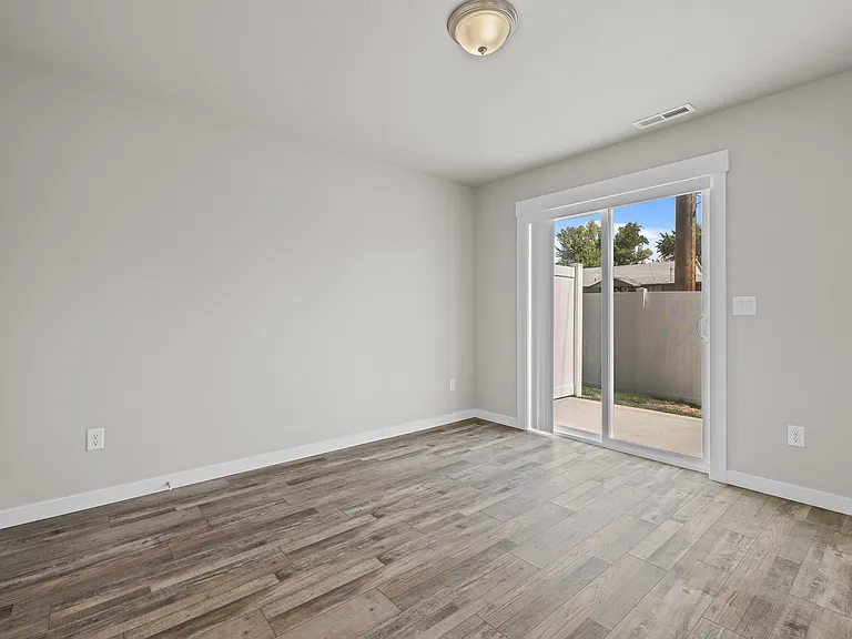 435 2nd Ave N #3 — Photo 9