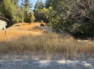 25521 Madrone Way, Willits, CA 95490