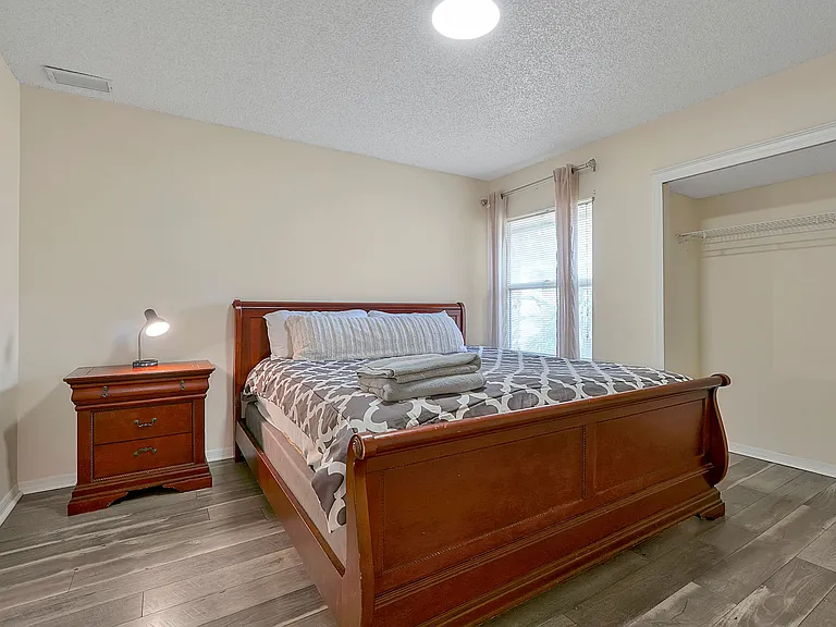 17 Wayland Pl — Photo 6