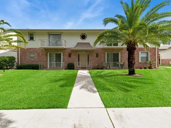 2033 S Seacrest Boulevard #A, Boynton Beach, FL 33435