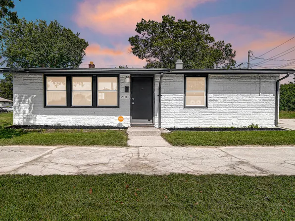 2101 Chase St, Gary, IN 46404
