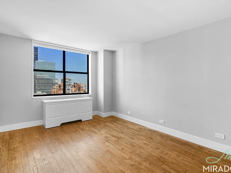 330 E 39th St #32D — Photo 7