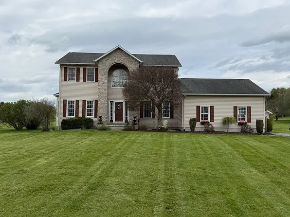 6337 Dodge Rd, La Fayette, NY 13084