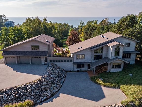2nd image of 1865 S Lakeshore Dr