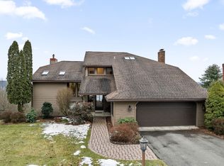11 King Point Cir S, Owego, NY