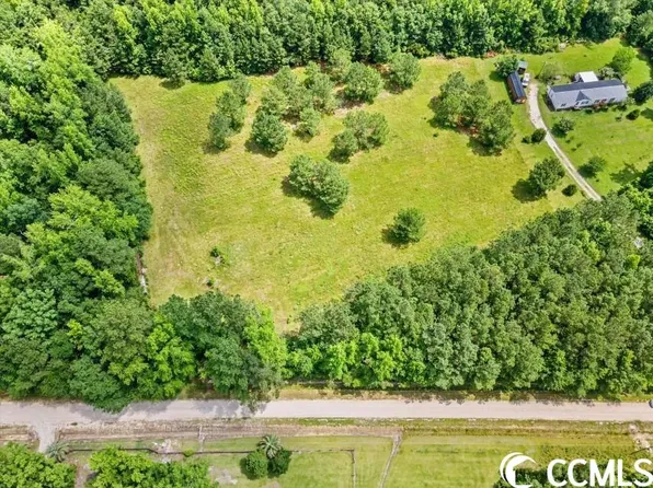 742 Paradise Rd., Conway, SC 29527
