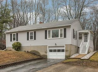 172 Ridgewood Dr, Leominster, MA 01453