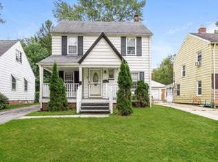 19600 Milan Dr, Maple Heights, OH 44137