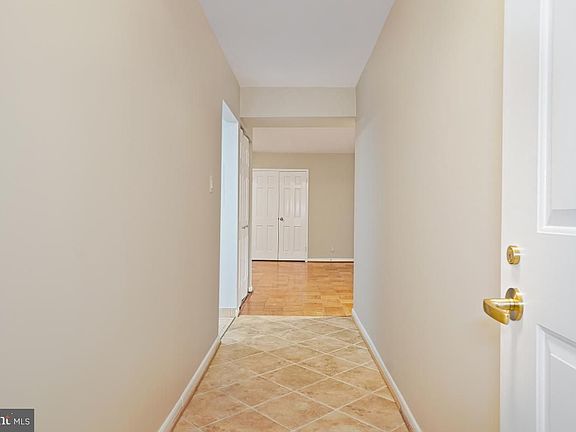 5th image of 4601 N Park Ave APT 312-M