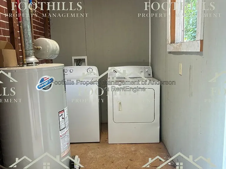809 Wilson St — Photo 16
