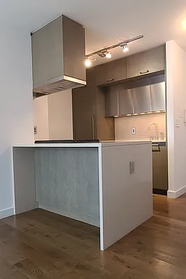 Rented by Battery Park Realty | media 2
