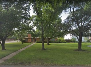 4203 Beechwood Ln, Dallas, TX 75220