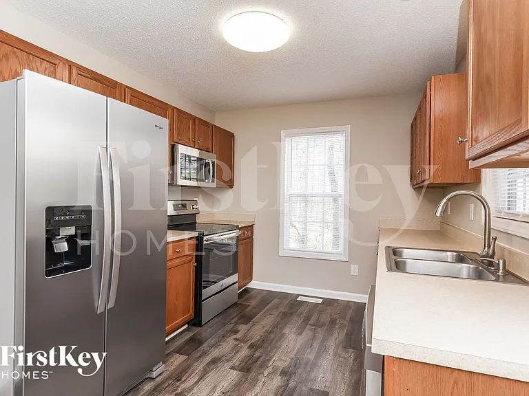60 Cyra Ct — Photo 5