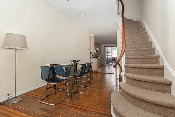 Sold by Leslie J. Garfield | media 9