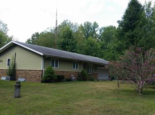 32327 Center St, Dowagiac, MI 49047