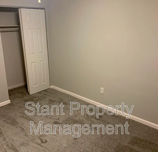 189 W Patterson Ave #G — Photo 2