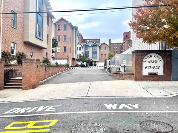 620 38th St APT 400, Union City, NJ 07087