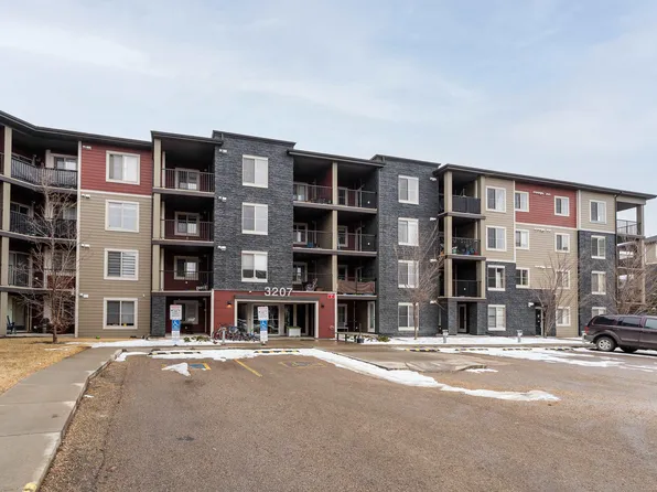3207 James Mowatt Trl SW #117, Edmonton, AB T6W 3L6
